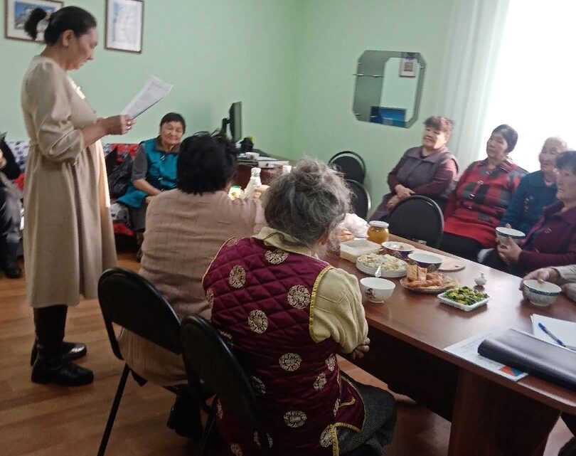 19 декабря в Центре Общения Старшего поколения в г. Чадане для членов клуба ” “Монгун Ширээ”, кому за 70+ проведен урок выдающихся личностей “Неутомимый исследователь Сибири”